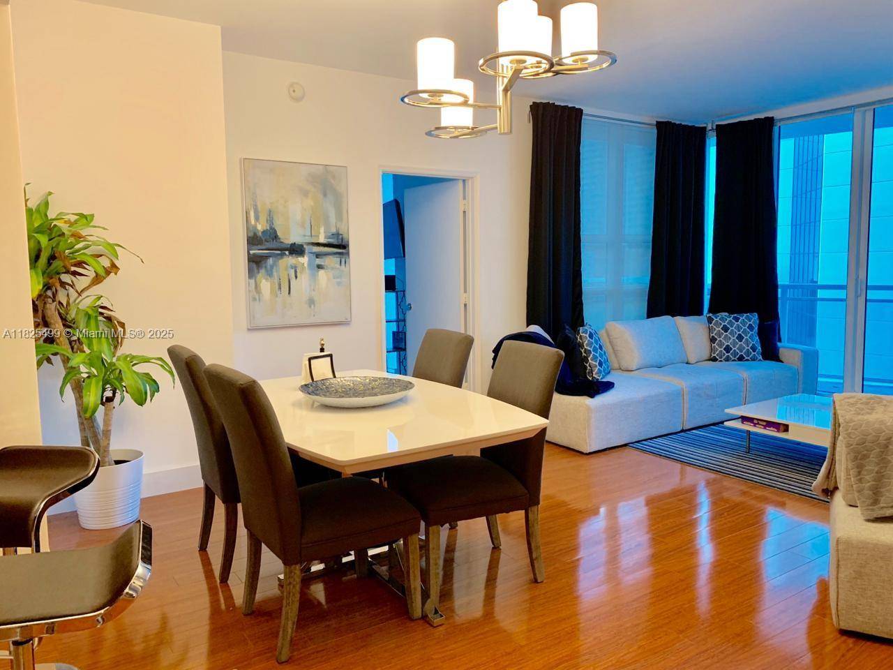 Miami, FL 33131,951 Brickell Ave #510