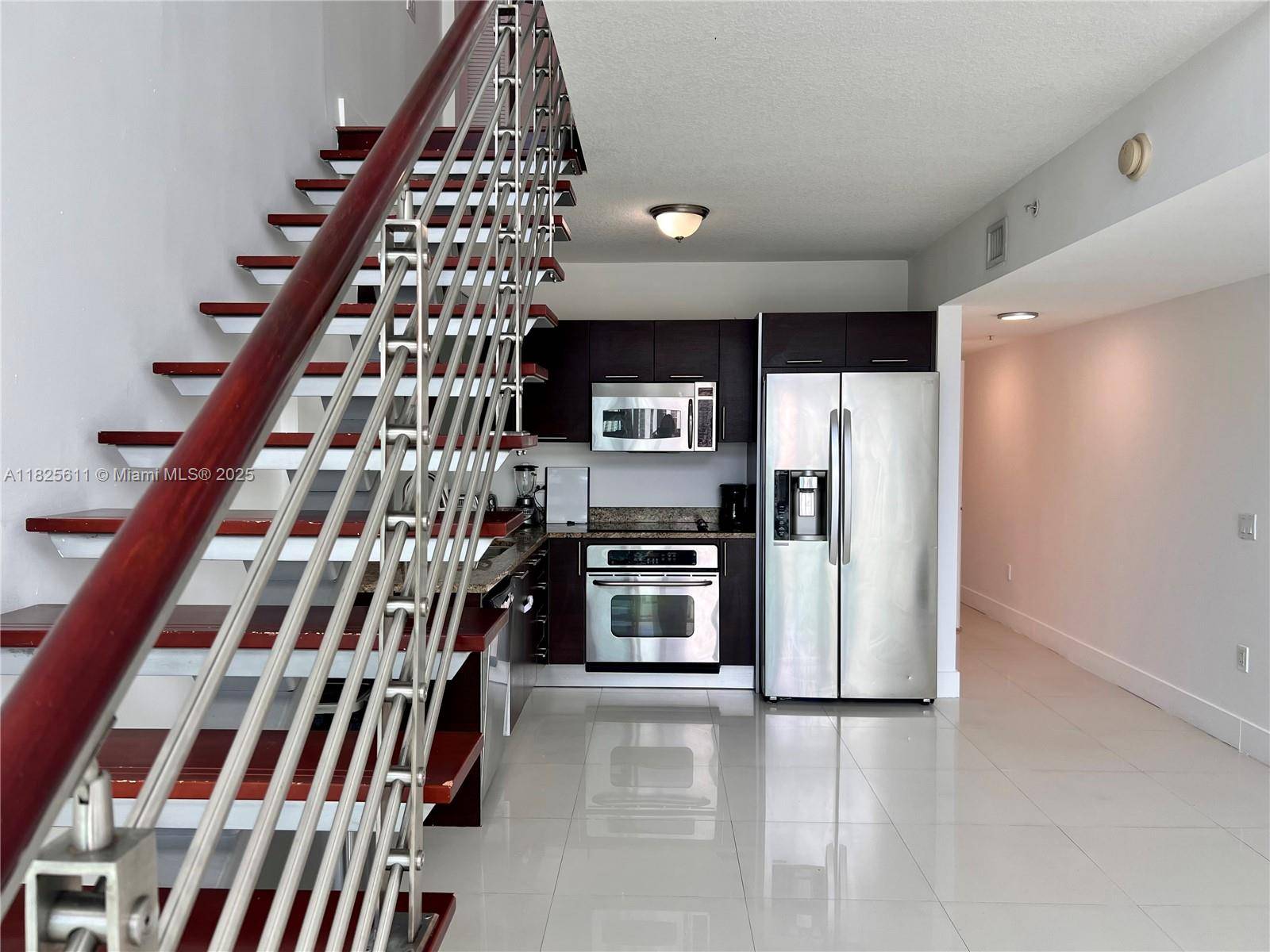 Miami, FL 33131,41 SE 5th St #2003