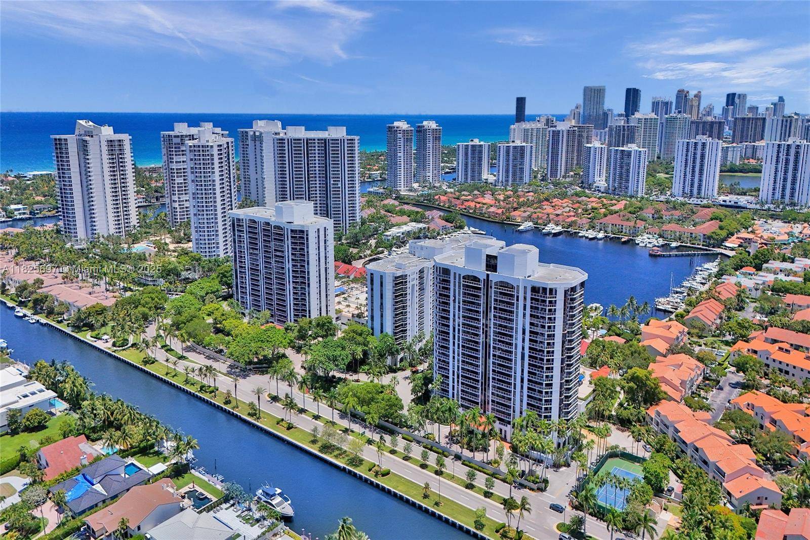 Aventura, FL 33180,3640 Yacht Club Dr #1704