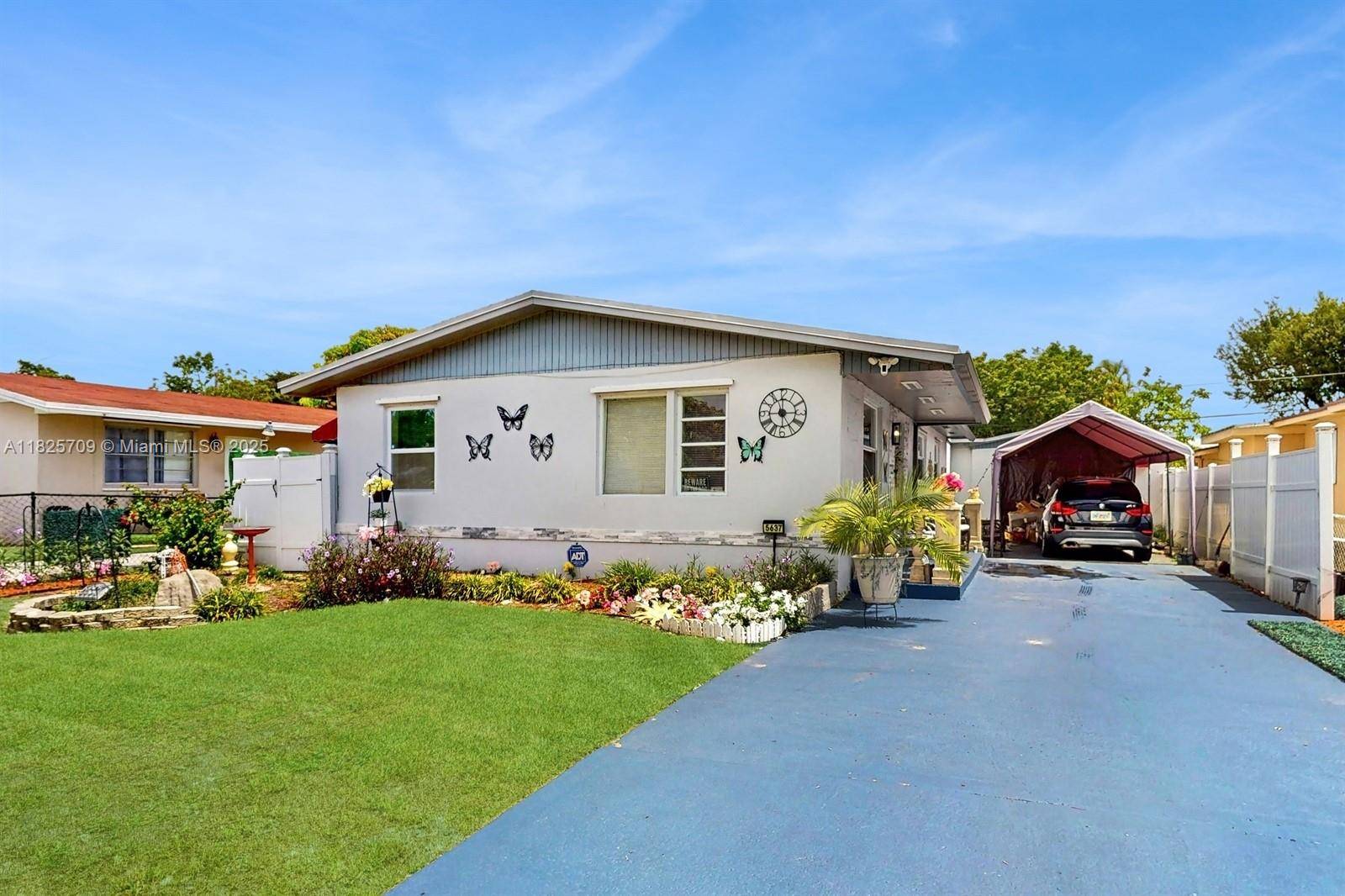West Park, FL 33023,5637 SW 40th St