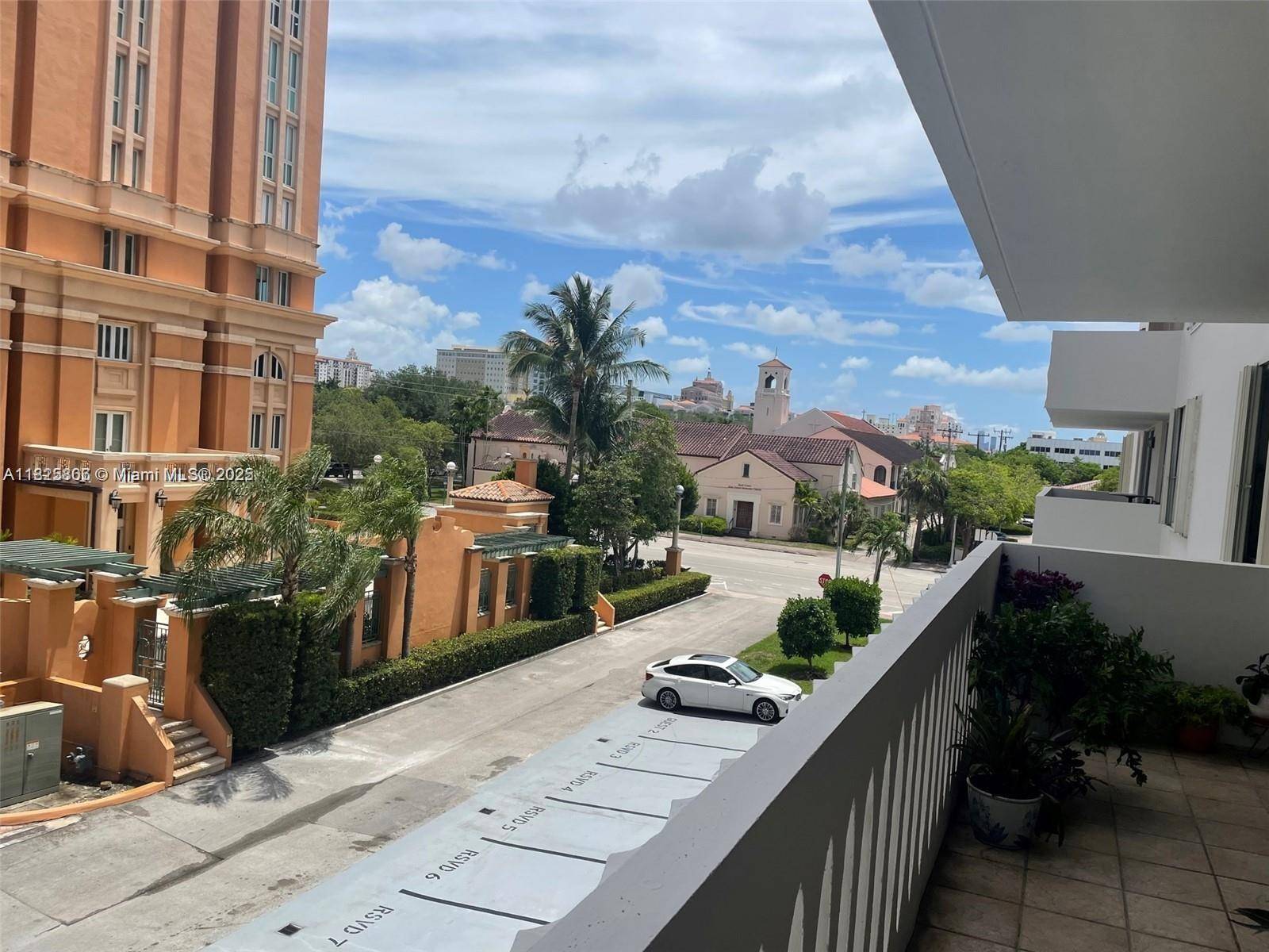 Coral Gables, FL 33134,625 Biltmore Way #306