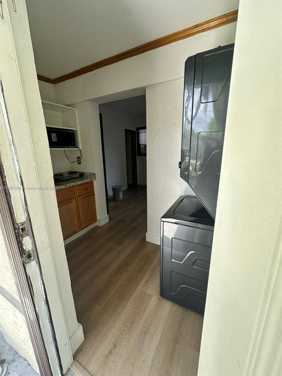 Miami, FL 33150,785 NW 96th St #2