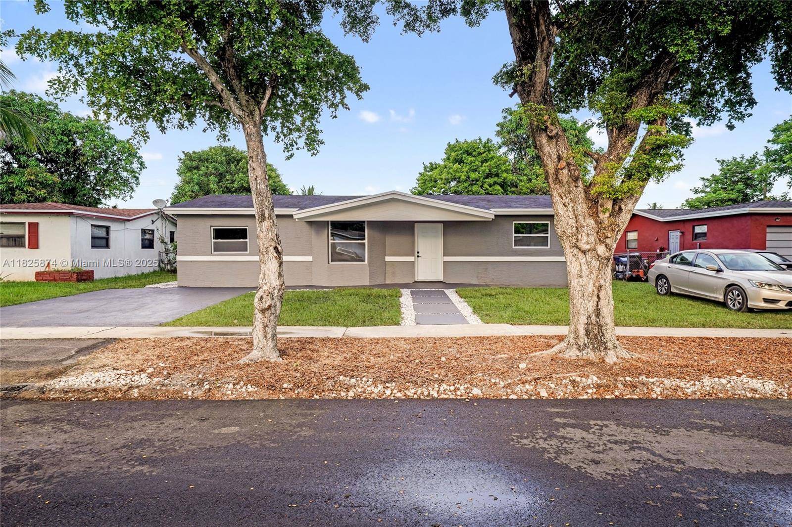Lauderdale Lakes, FL 33309,4290 NW 38th Ave