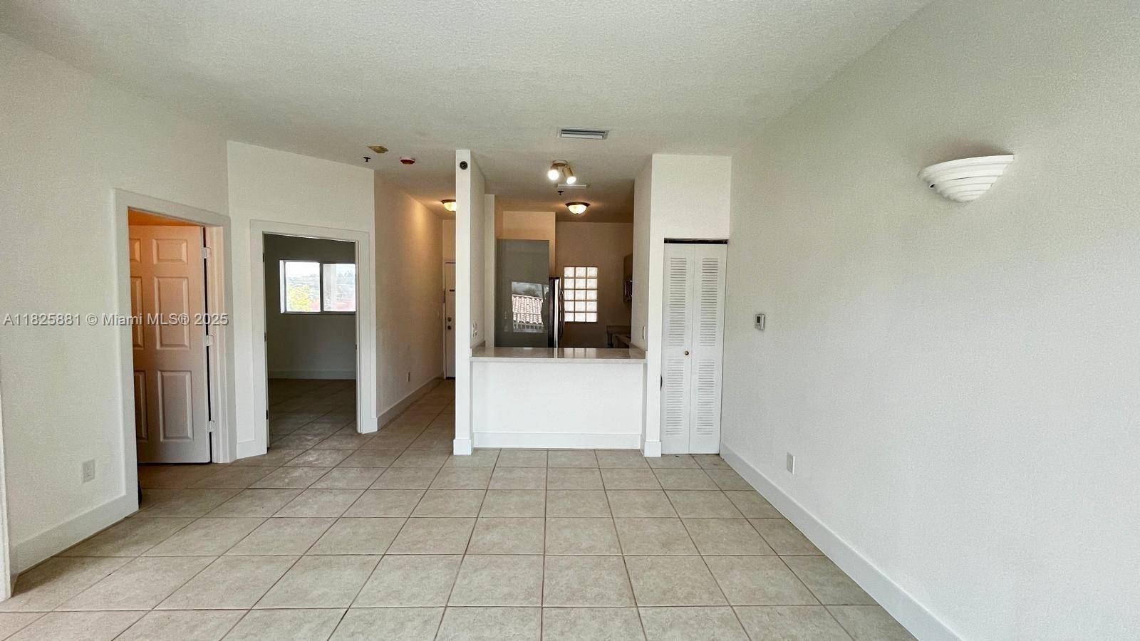 Miami, FL 33129,695 SW 11th St #304