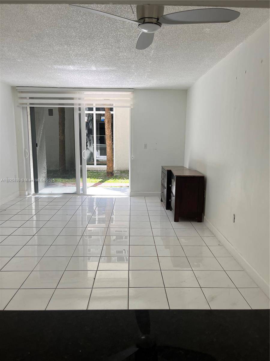 Hialeah Gardens, FL 33016,10000 NW 80th ct #2151