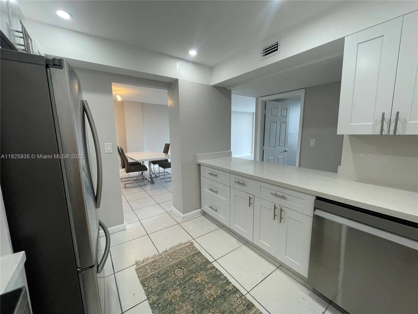 North Miami, FL 33181,2450 NE 135th St #609