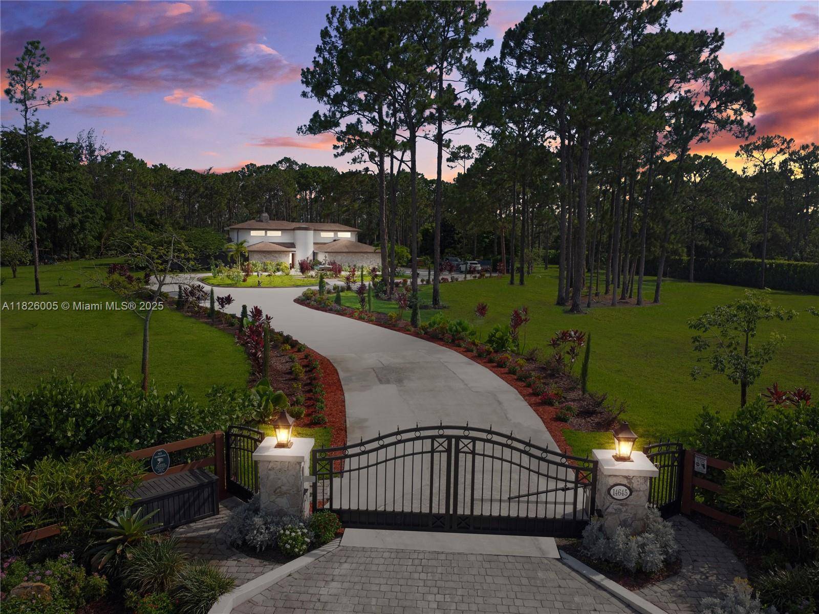 Palm Beach Gardens, FL 33418,14645 Black Bear Rd