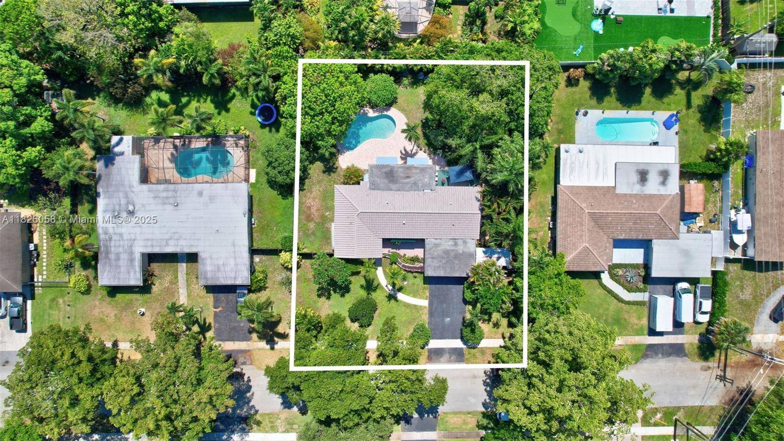 Plantation, FL 33317,861 Oleander Dr