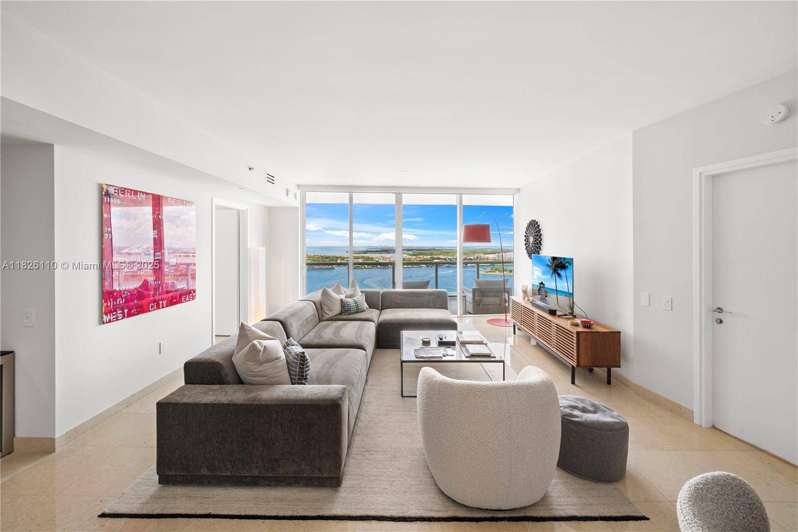 Miami Beach, FL 33139,450 Alton Rd #2705