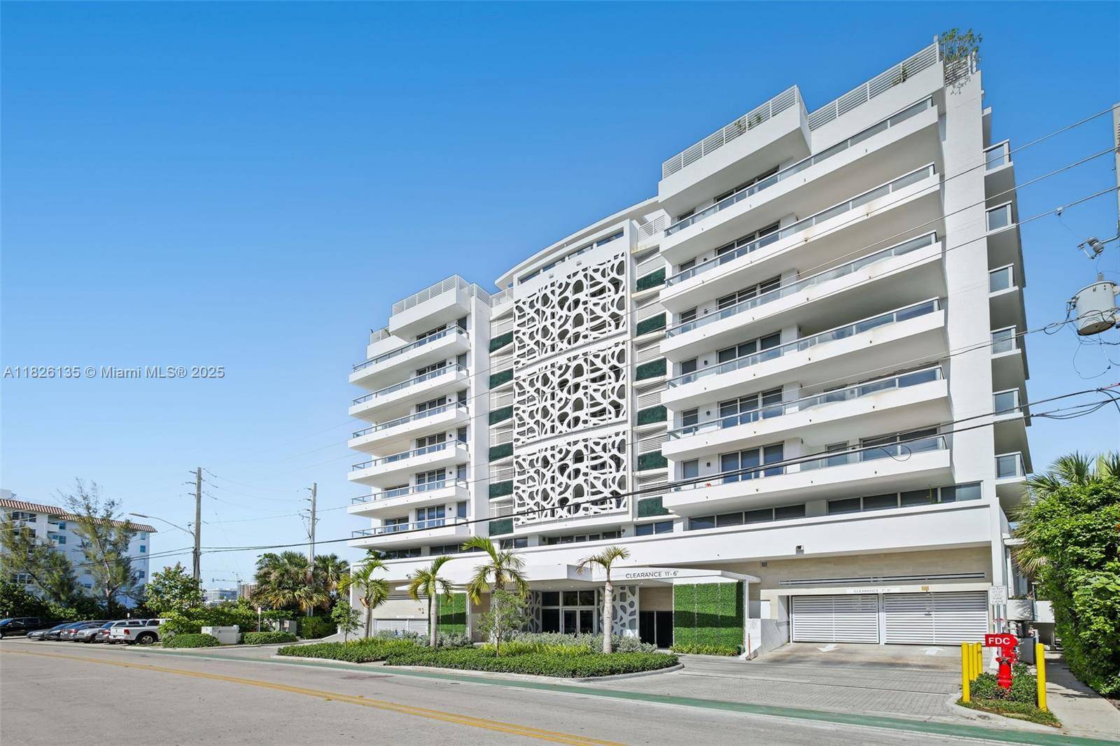 Bay Harbor Islands, FL 33154,9261 E Bay Harbor Dr #404
