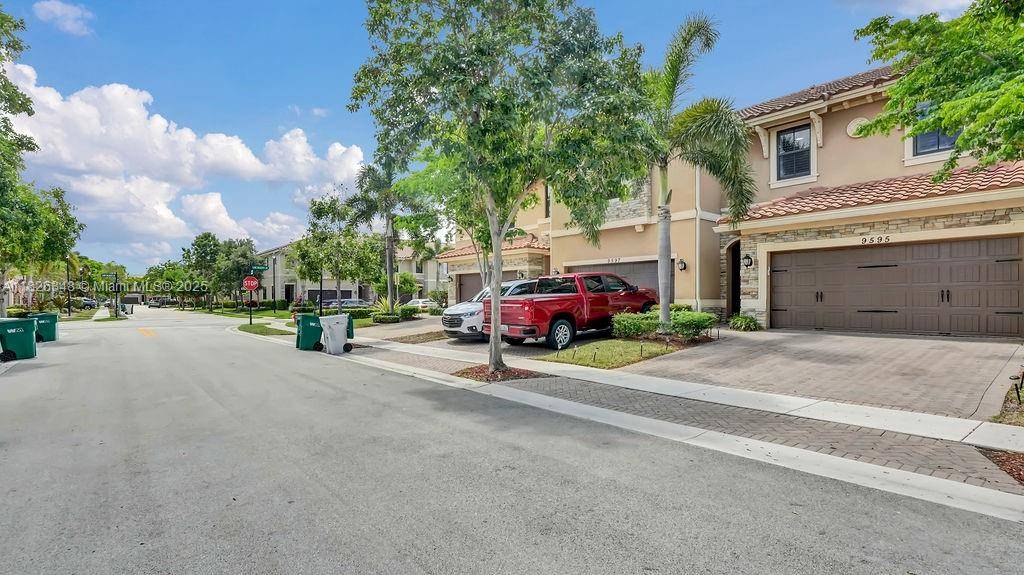 Parkland, FL 33076,9595 N Town Parc Cir N
