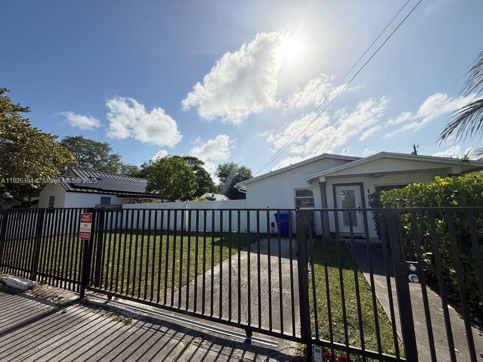 Miami, FL 33127,100 NW 45th St #0