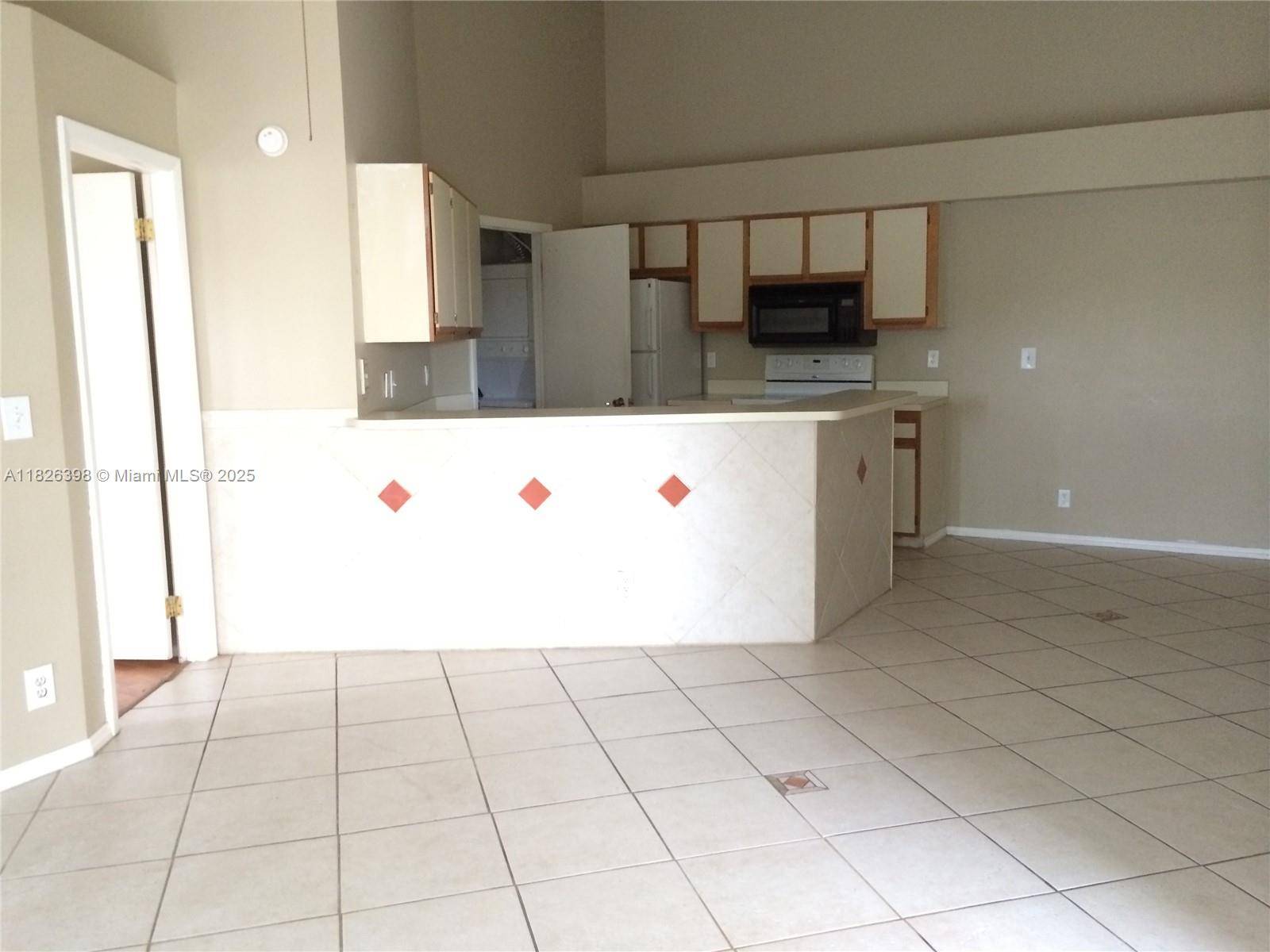 Sunrise, FL 33322,9999 Summerbreeze Dr #321