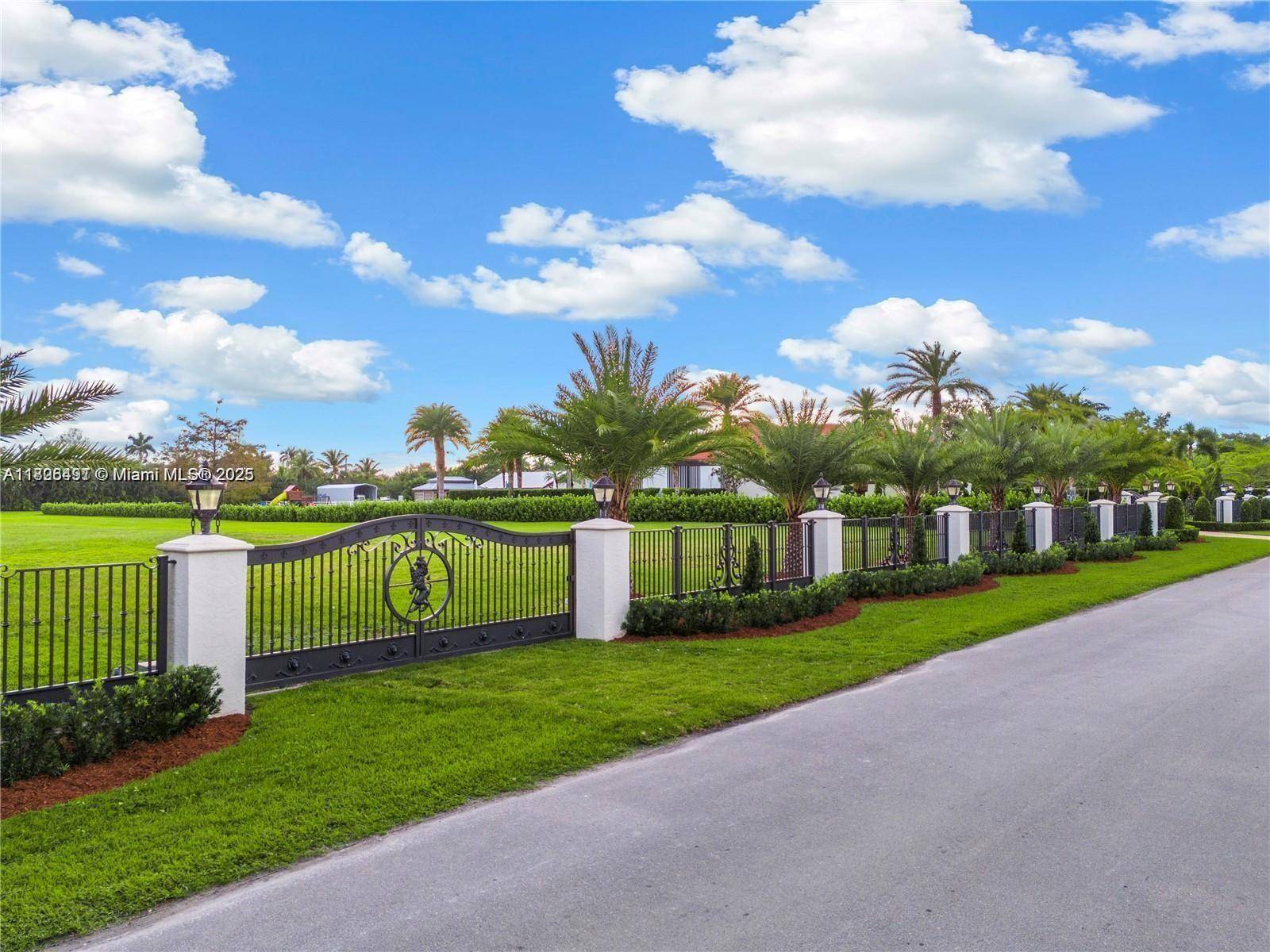 Southwest Ranches, FL 33331,70 Sw Pl