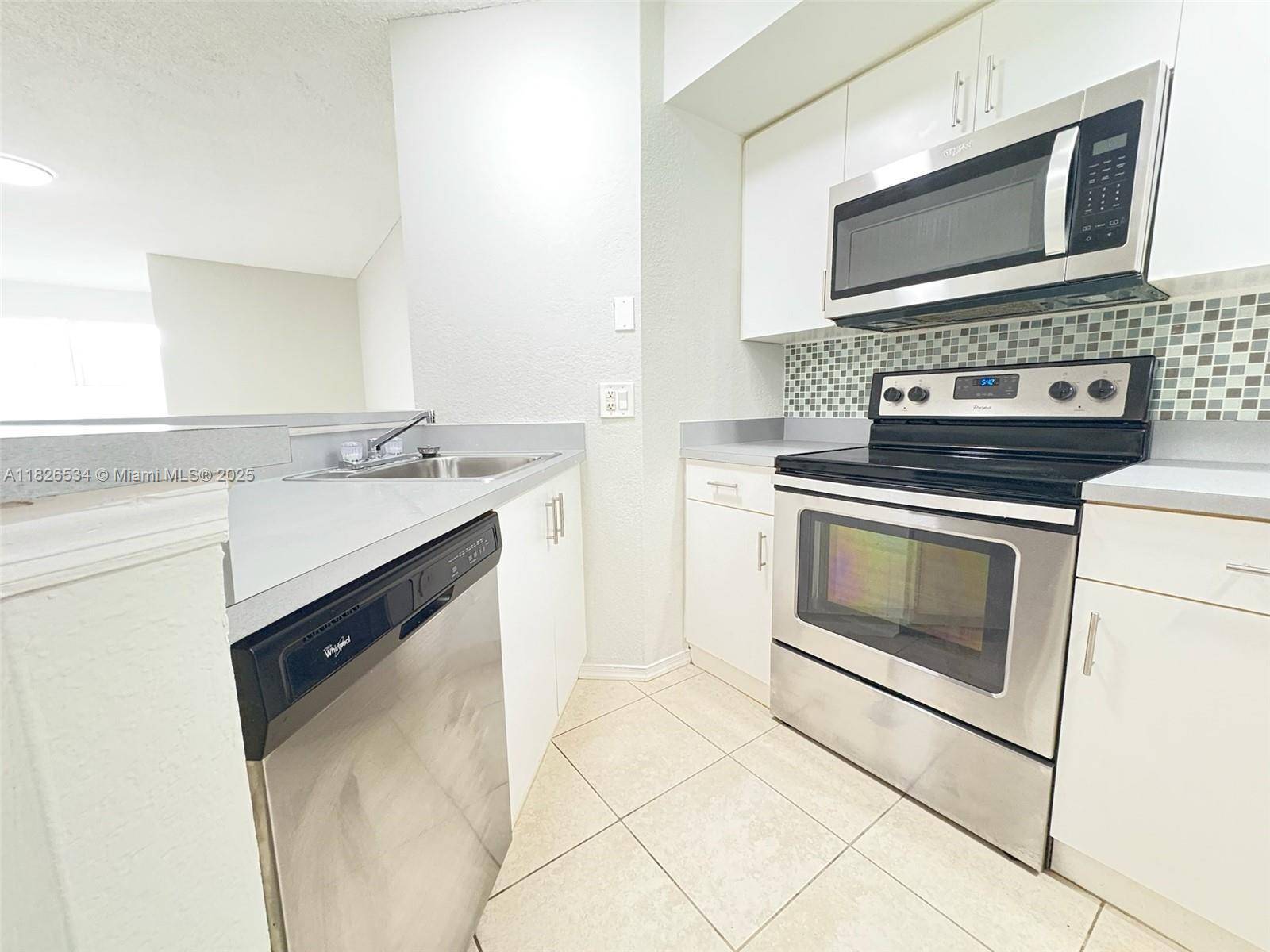 Margate, FL 33063,3480 N Pinewalk Dr N #124