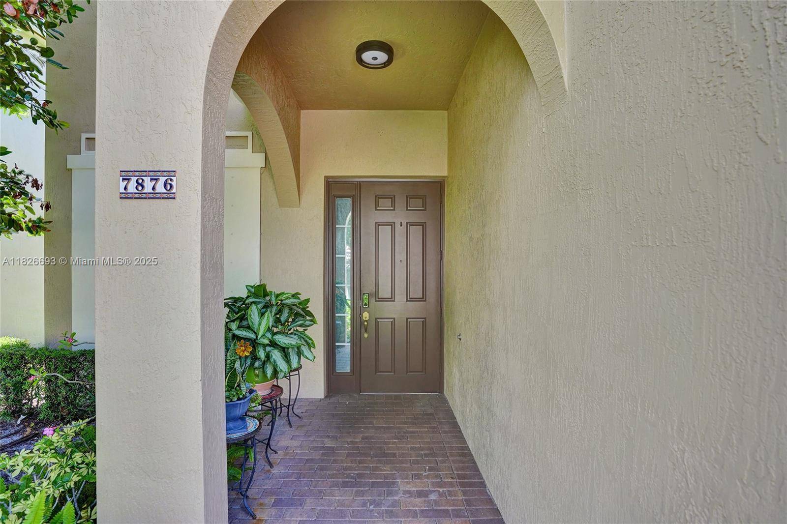 Lake Worth, FL 33463,7876 Patriot St