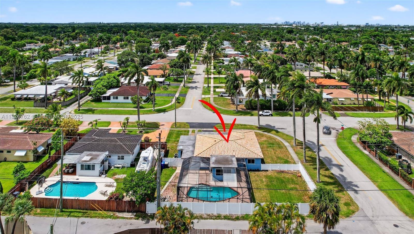 Hollywood, FL 33021,3202 Pierce St