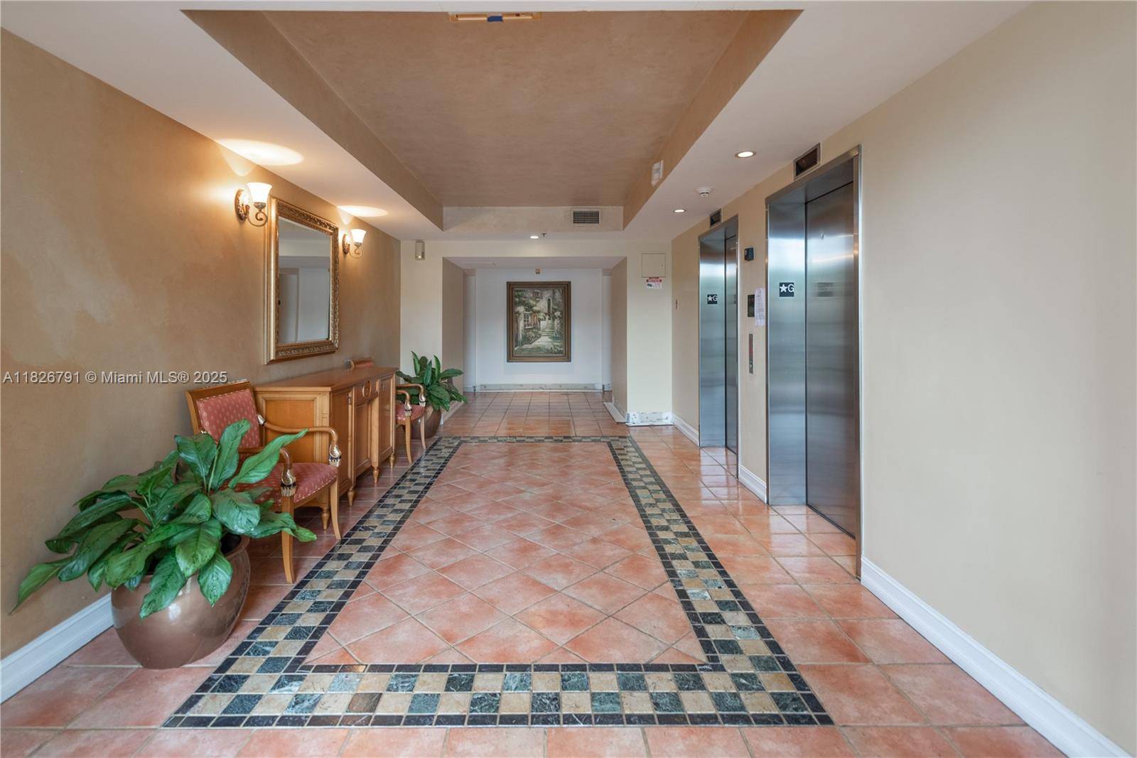Aventura, FL 33180,19601 E Country Club Dr #7104