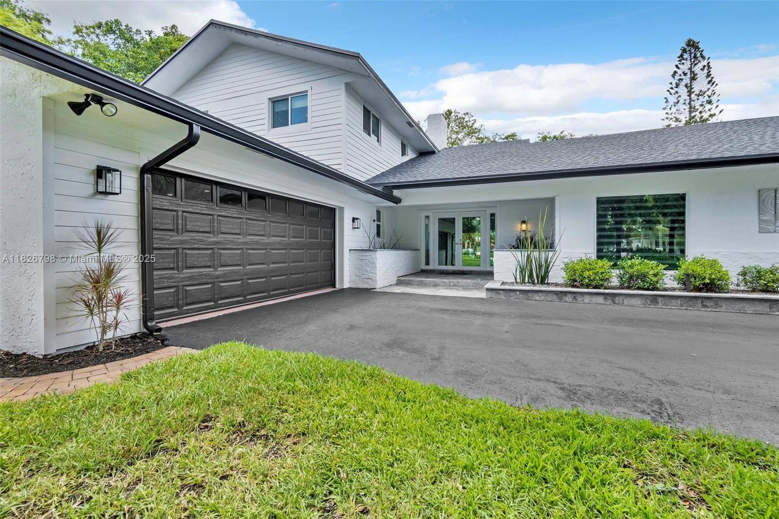 Plantation, FL 33325,11901 NW 4th St
