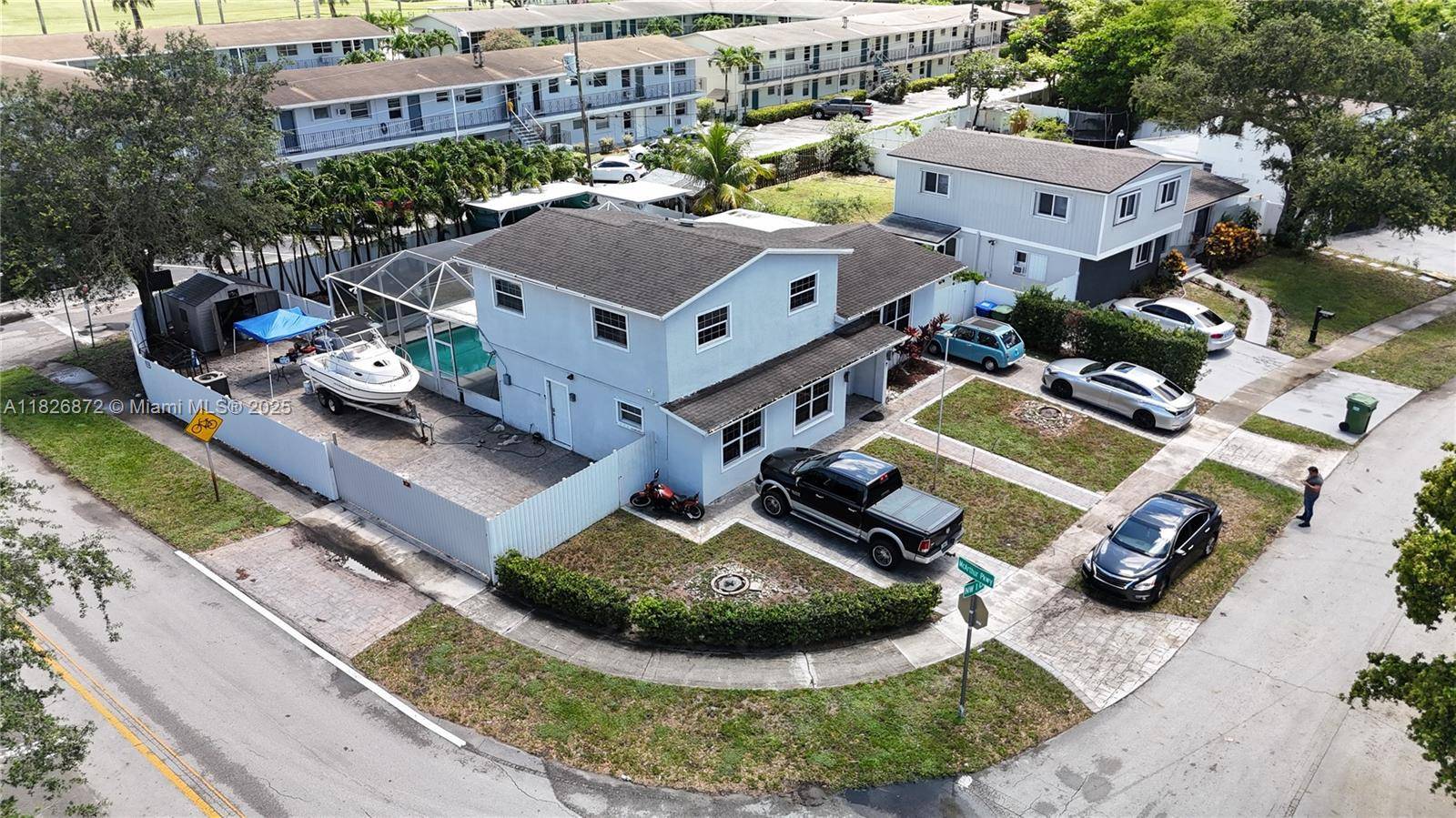 Pembroke Pines, FL 33024,7400 NW 1st Ct