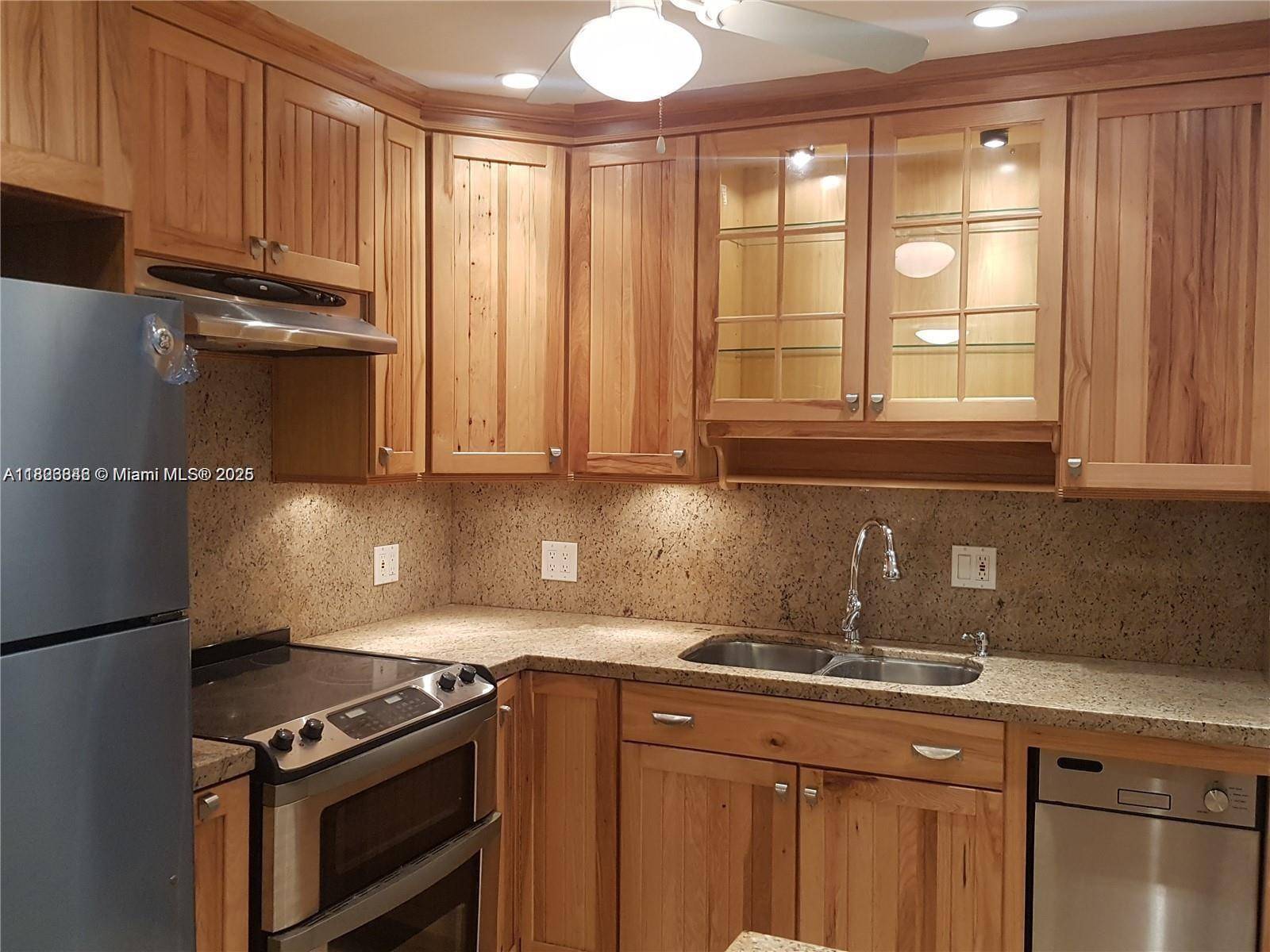 Pompano Beach, FL 33060,253 S Cypress Rd #237
