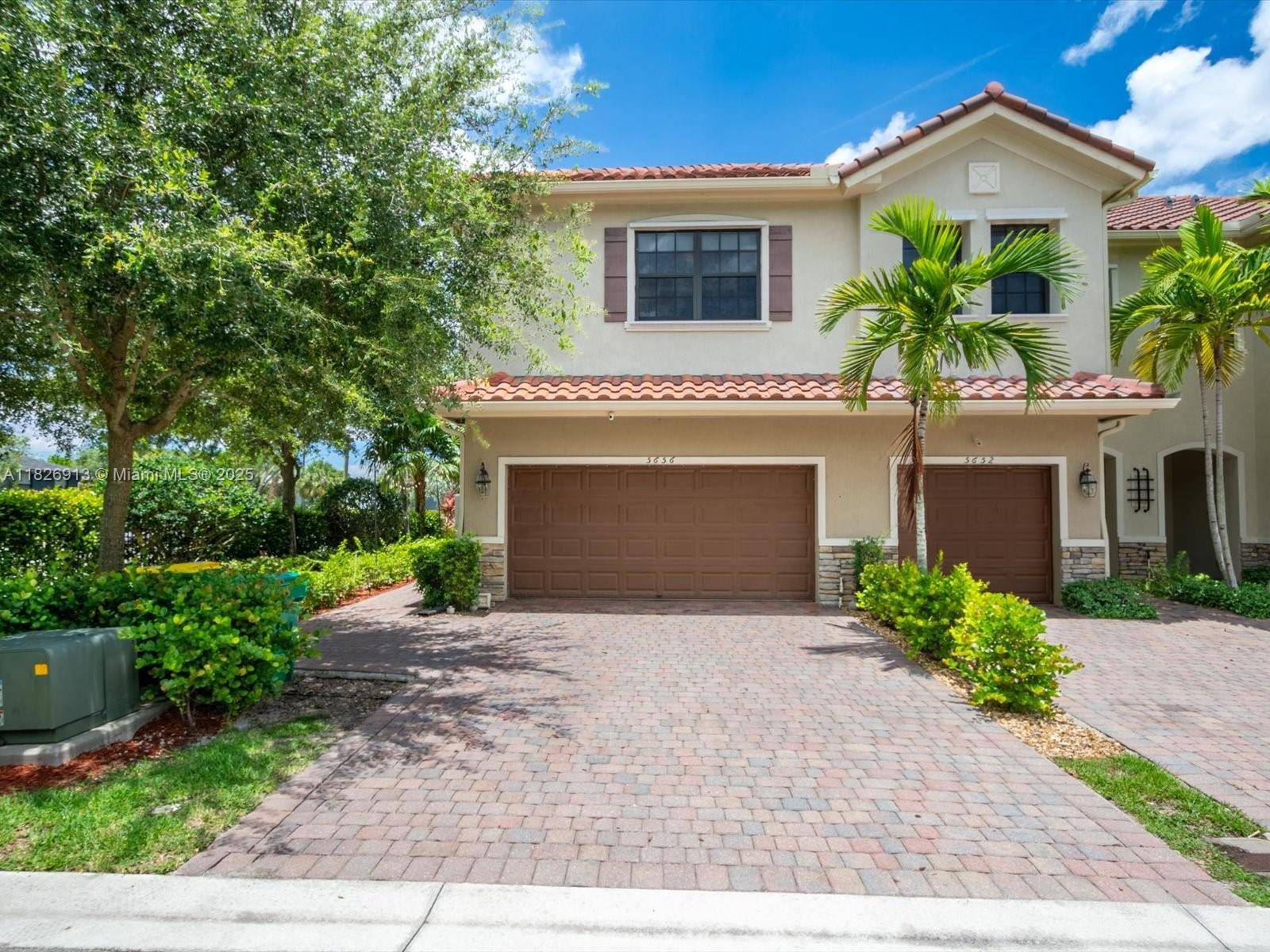 Tamarac, FL 33319,5656 NW 58th Ln