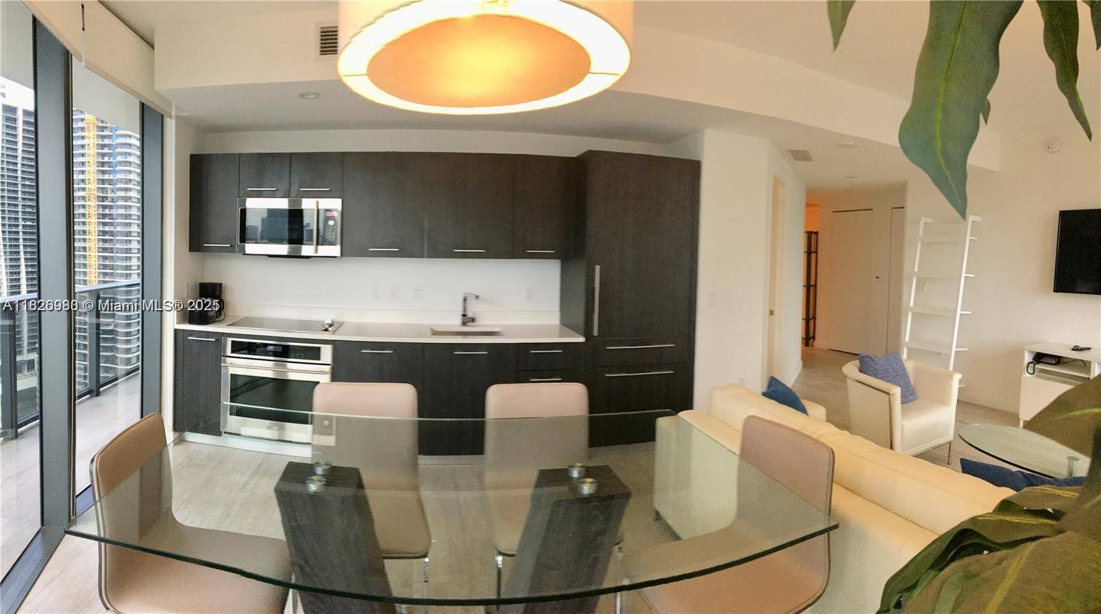 Miami, FL 33130,55 SW 9th St #2901
