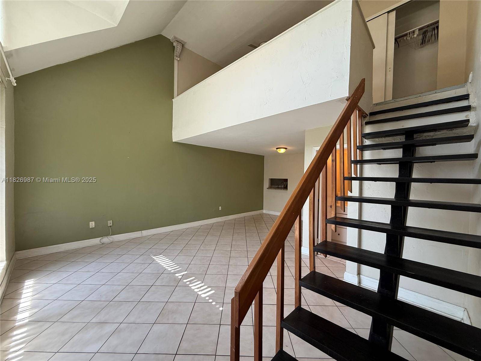 Pinecrest, FL 33156,6900 N Kendall Dr #A403