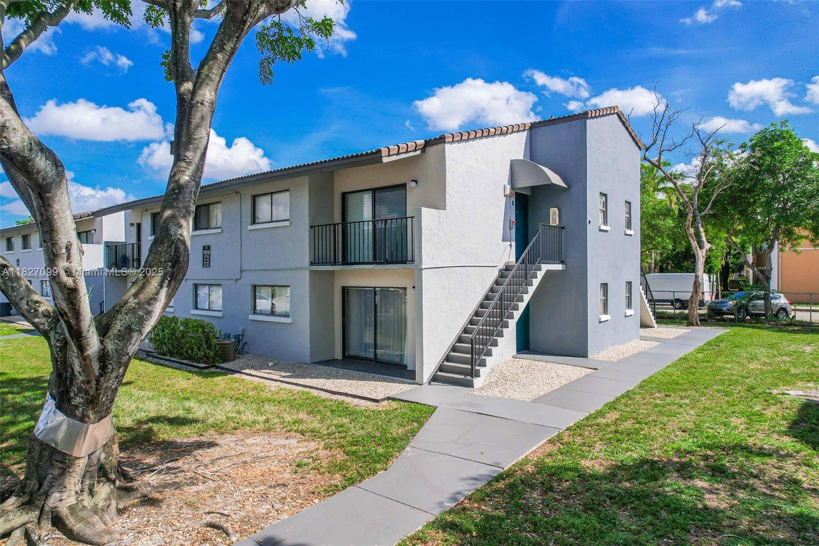 Miami Lakes, FL 33015,7010 NW 179th St #101