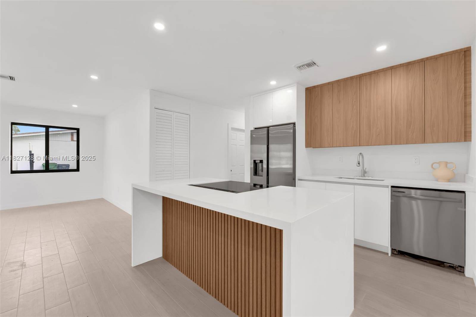 Miami, FL 33157,9970 SW 161 St