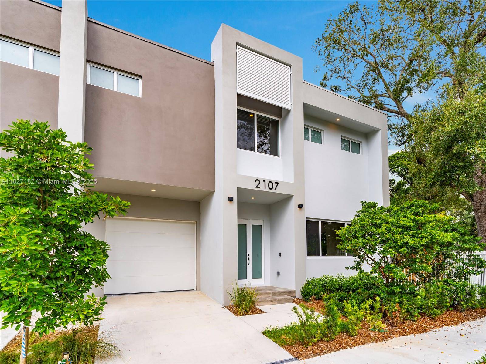 Fort Lauderdale, FL 33315,2107 SW 18th Ave