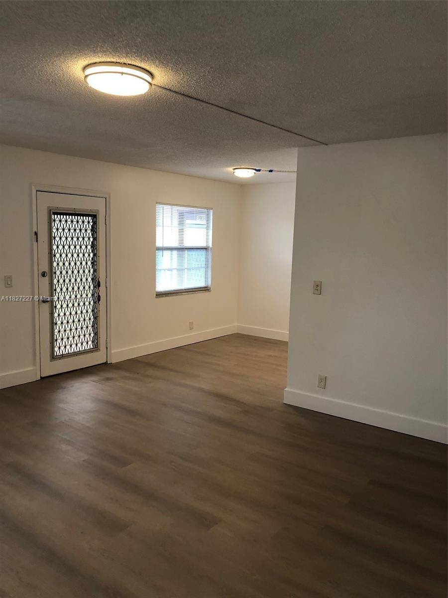 Pembroke Pines, FL 33027,850 SW 133rd Ter #302B