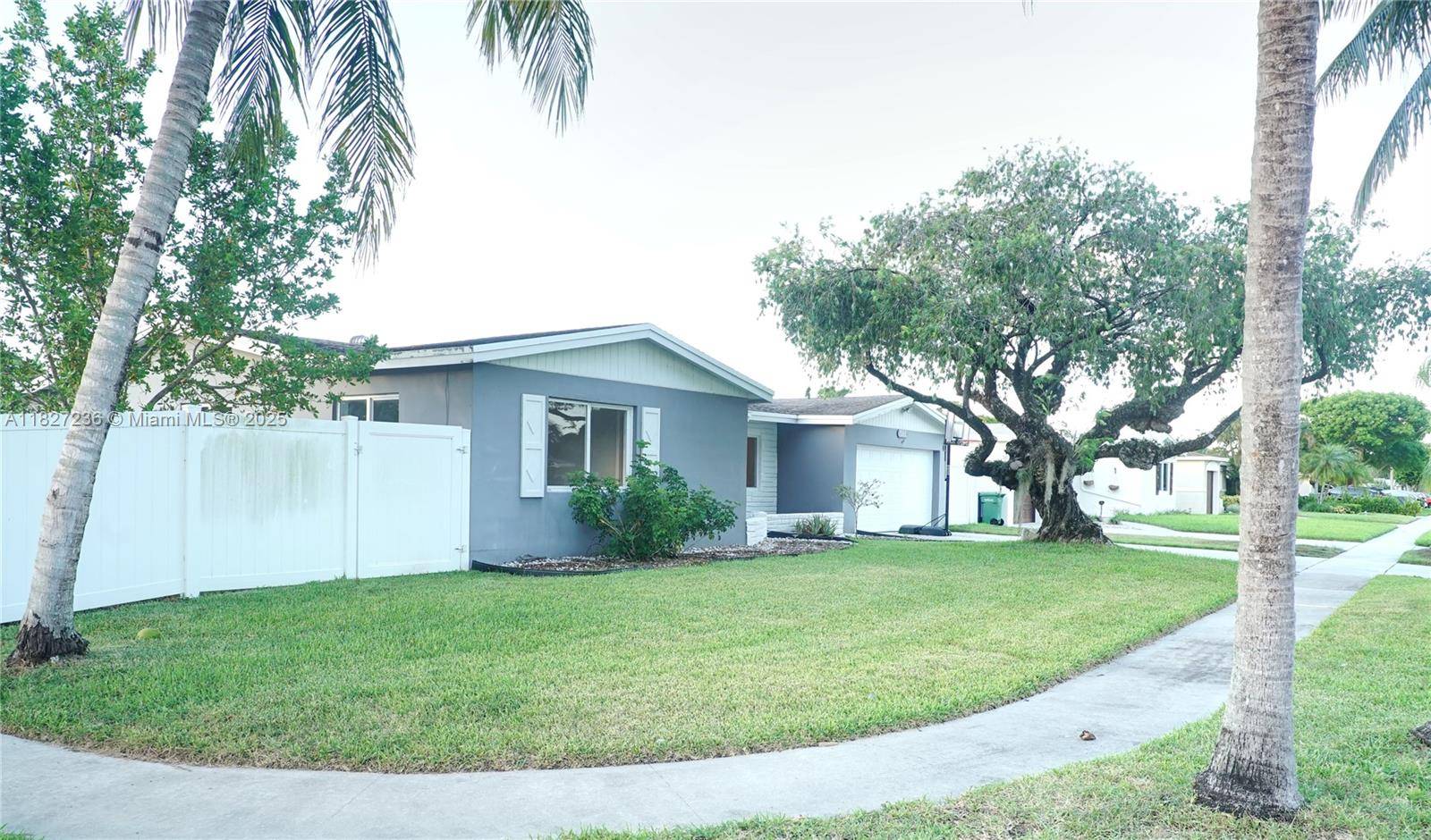 Margate, FL 33063,7985 NW 1st St
