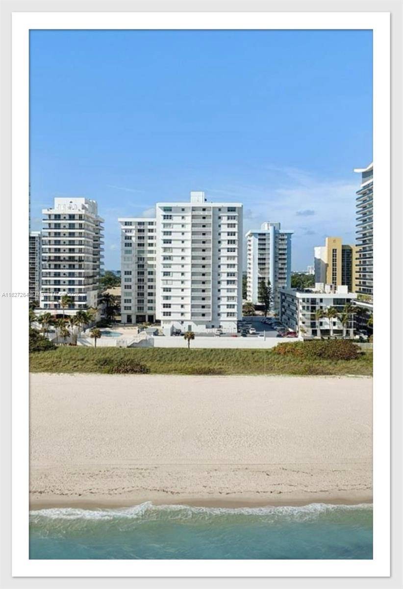Miami Beach, FL 33140,5825 Collins Ave #PH1B