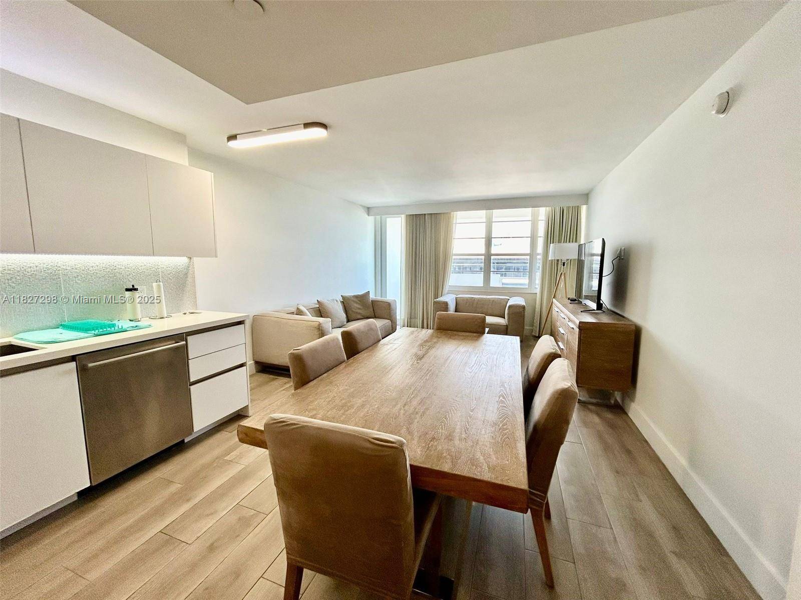 Miami Beach, FL 33139,100 Lincoln Rd #1429