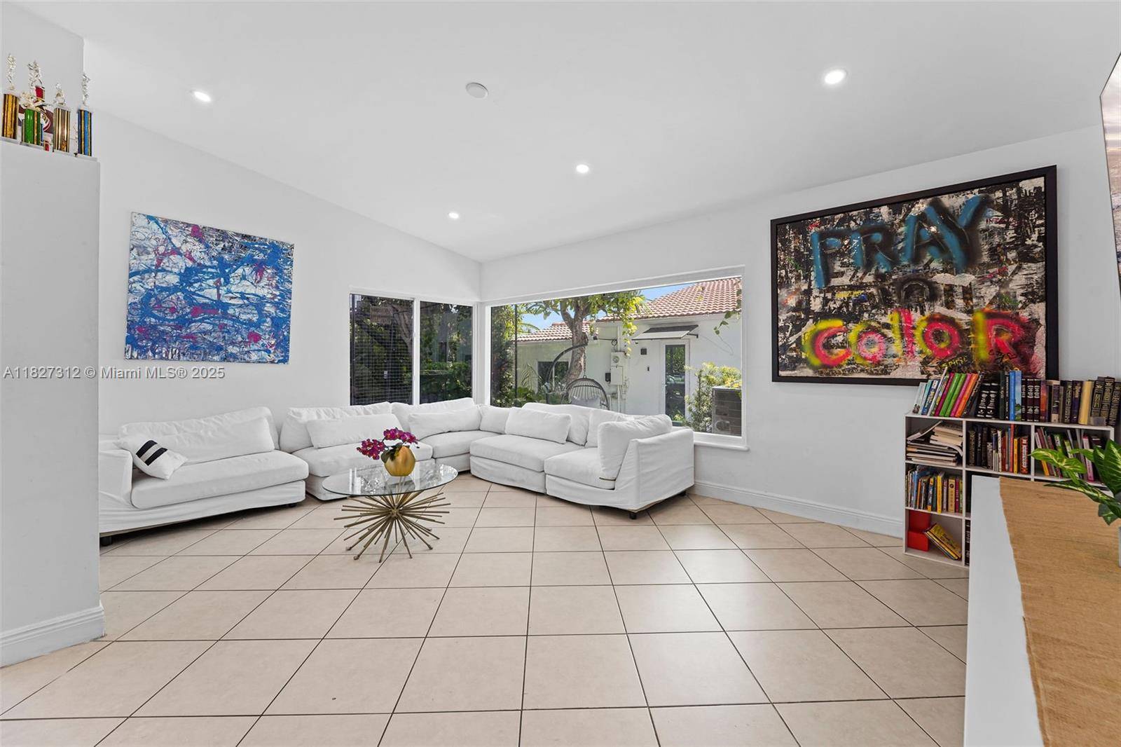 Miami Beach, FL 33140,3758 Prairie Ave