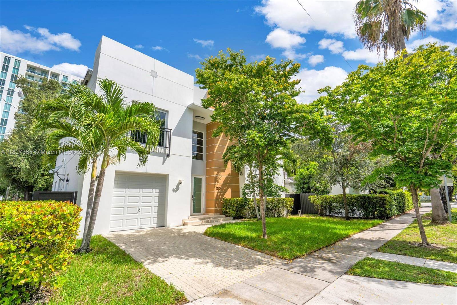 Miami, FL 33129,2510 SW 2nd Ave