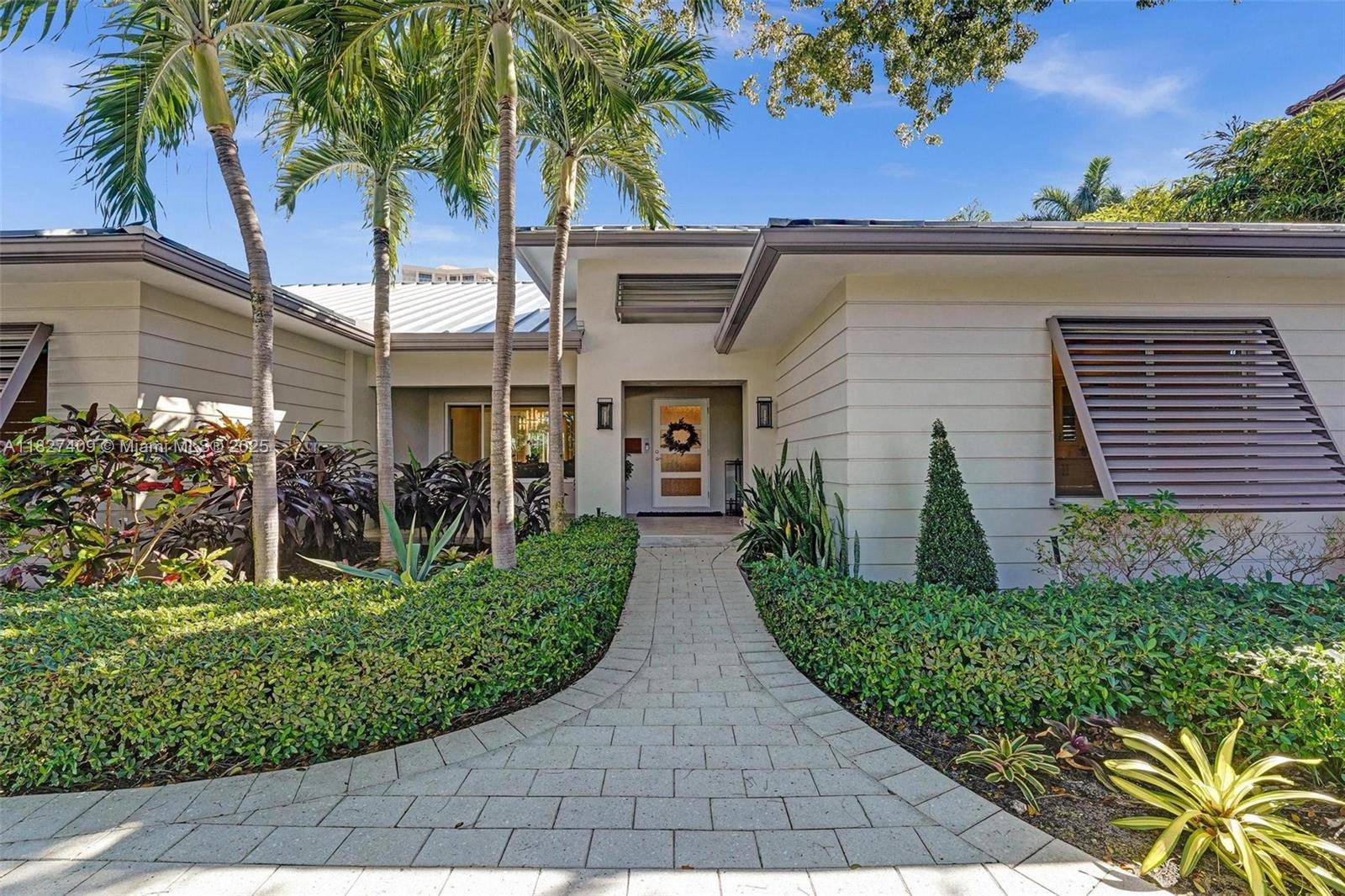 Fort Lauderdale, FL 33316,1206 E Lake Dr