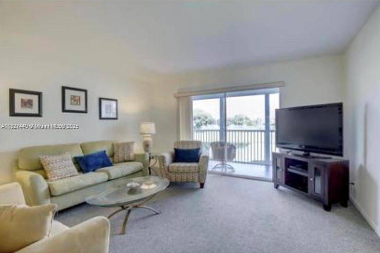 Pembroke Pines, FL 33027,901 SW 128th Ter #205A