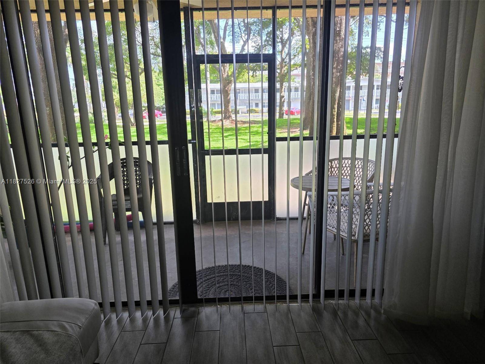 Plantation, FL 33317,6800 Cypress Rd #106