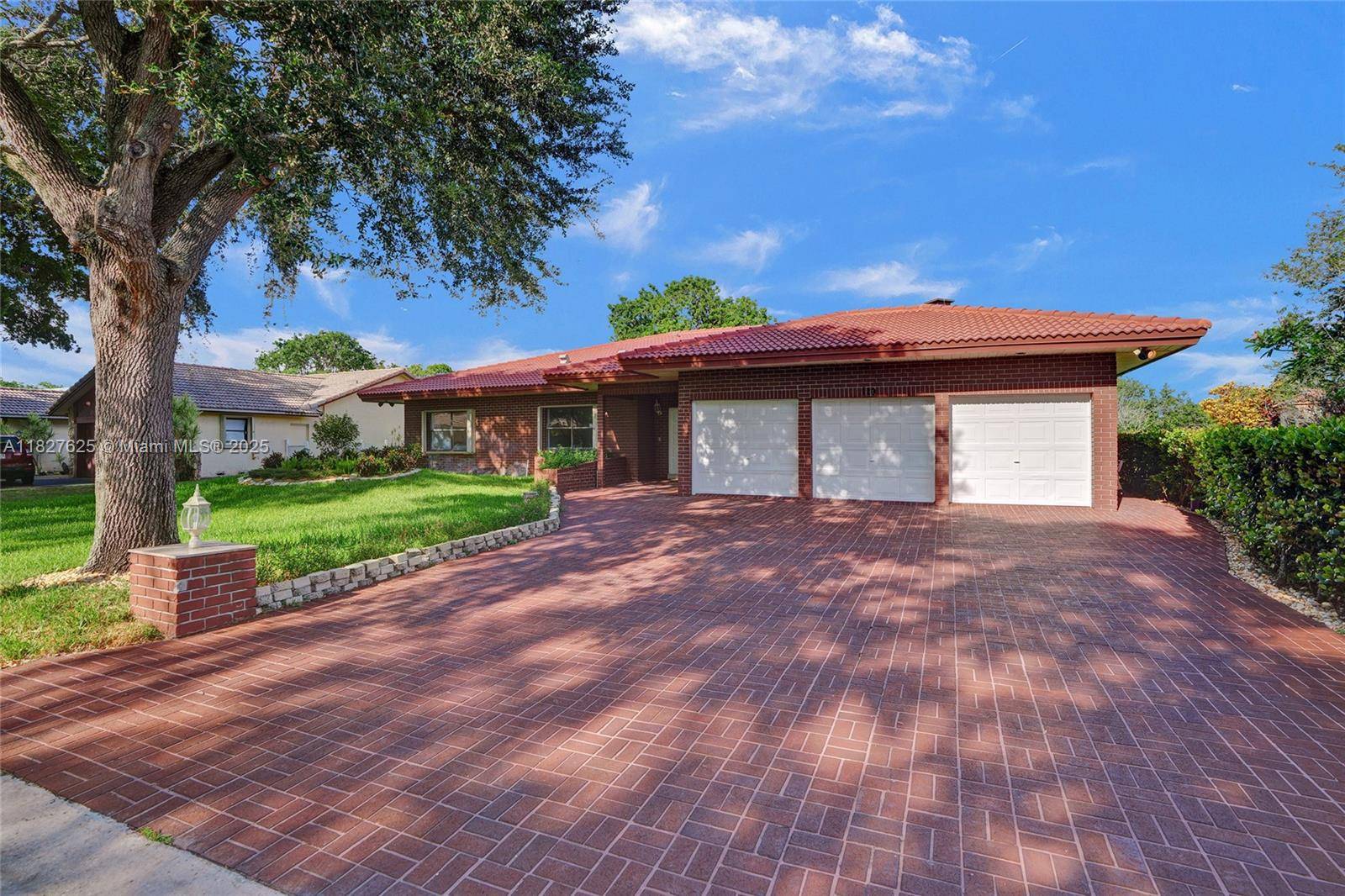 Coral Springs, FL 33071,119 NW 81st Way