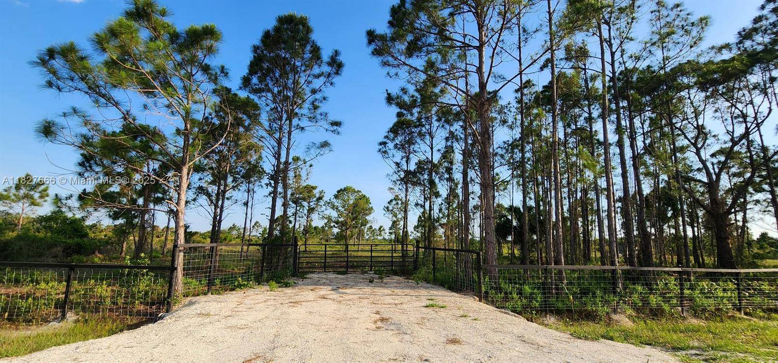 Okeechobee, FL 34972,16322 NW 294 st