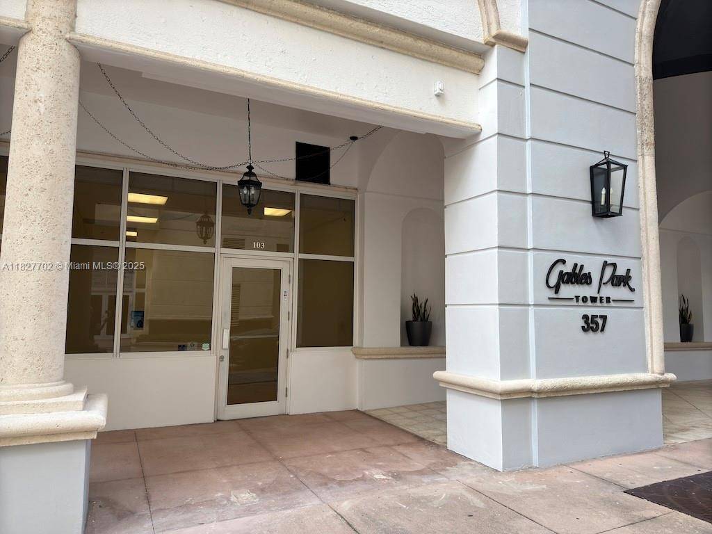Coral Gables, FL 33134,357 Almeria Ave #103