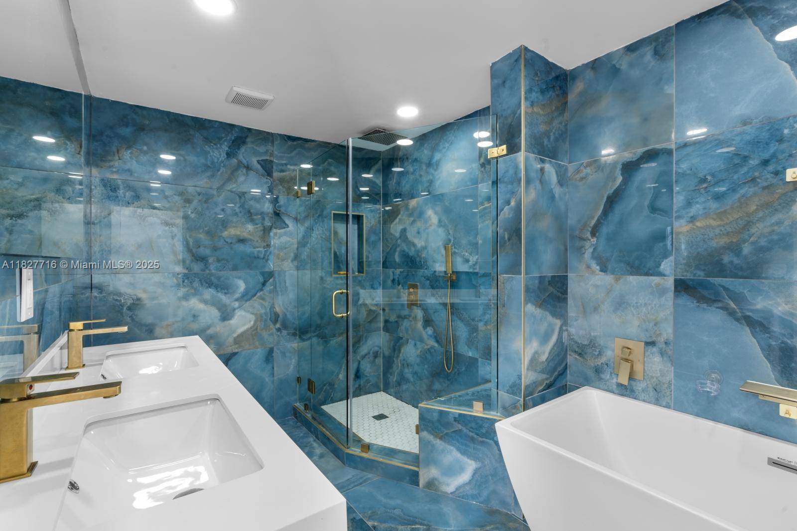 Davie, FL 33314,4162 SW 65 AVE #84