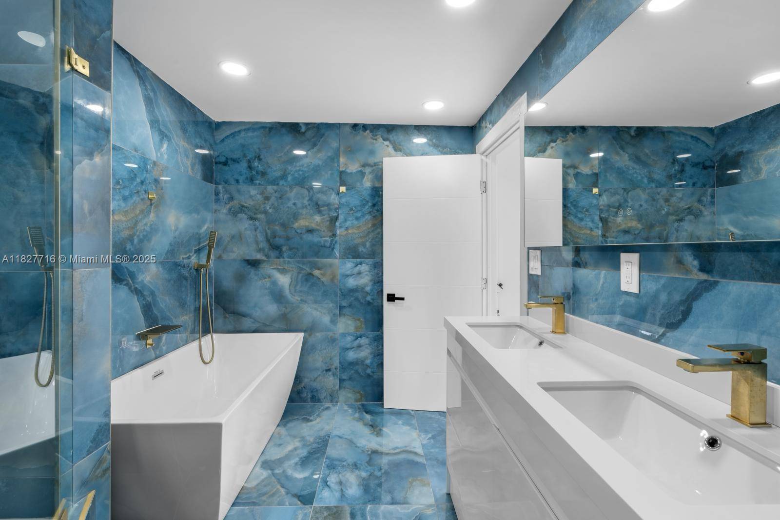 Davie, FL 33314,4162 SW 65 AVE #84