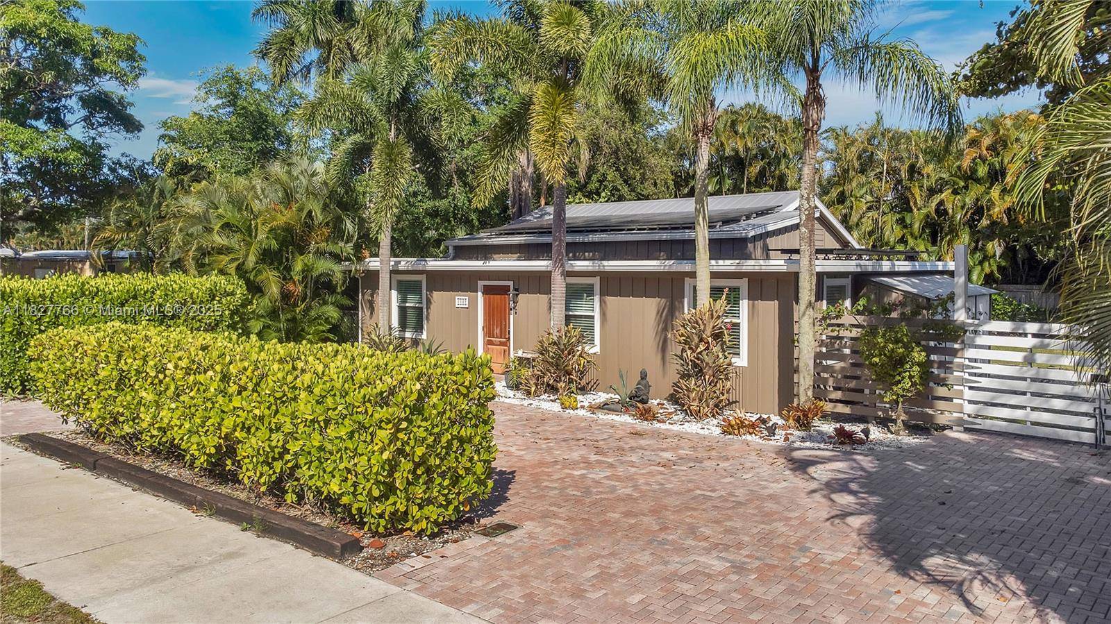Jupiter, FL 33458,1862 Center St