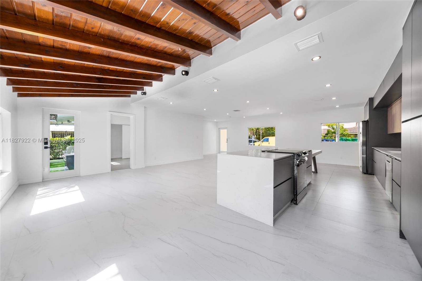 Coral Gables, FL 33146,400 Sansovino Ave