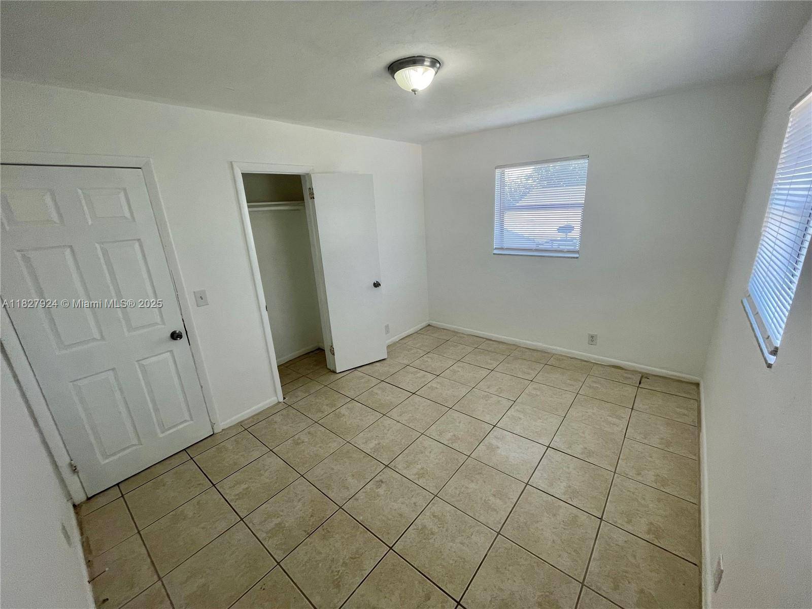 West Palm Beach, FL 33407,726 21st St #4