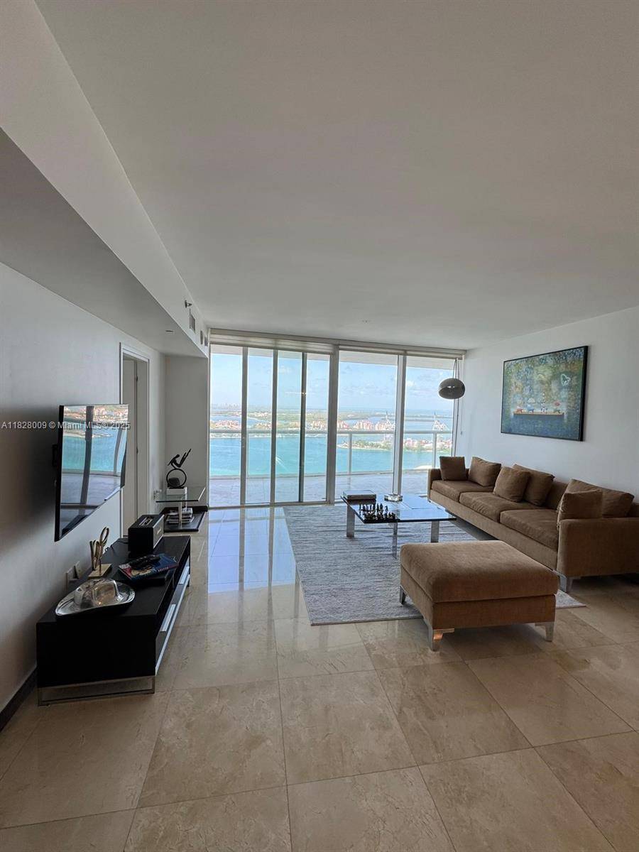 Miami Beach, FL 33139,450 Alton Rd #3505