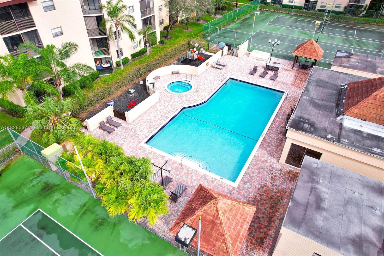 Plantation, FL 33324,10501 W Broward Blvd #304